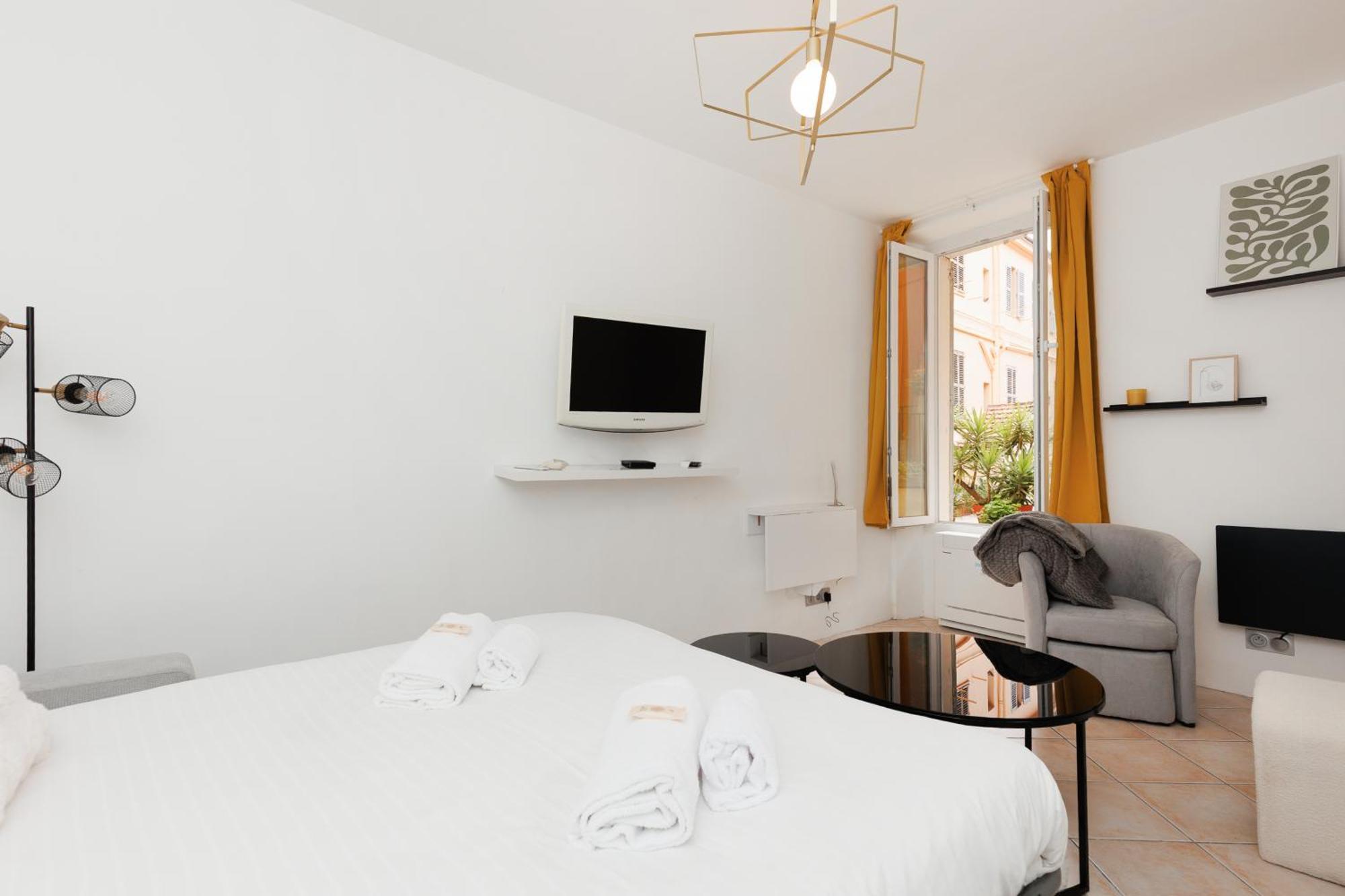Appartement Immogroom - A 2 Pas Du Port *